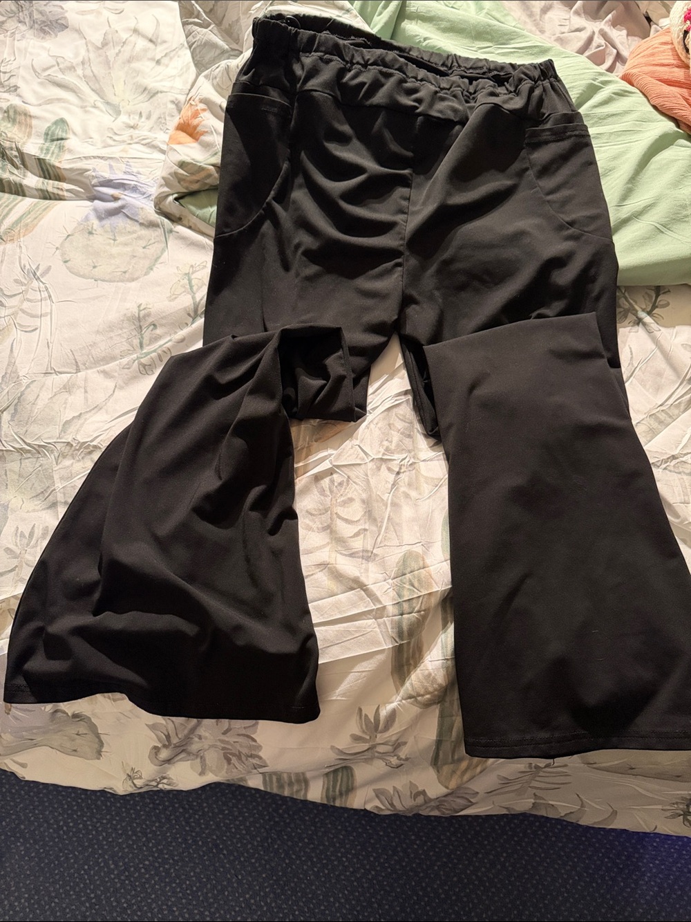 SHEIN Black Wide-Leg Pull-On Knit Pants
